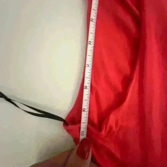 Gorgeous Sleeveless Maxi Dress in Coral and Paisley - Picture 10 of 14